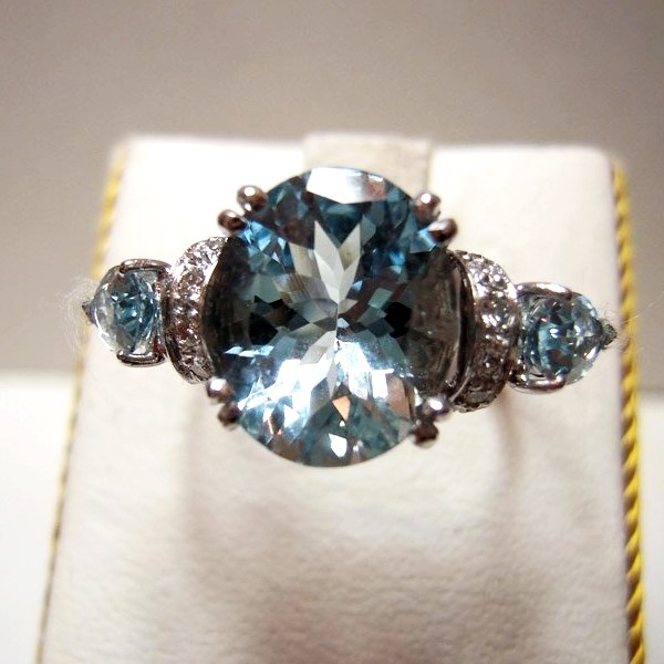 Gioielli Anelli Anelli maxi stile chic moderno anello blu ghiaccio pallido donna Anello acquamarina e argento 925 Design alla larghezza del dito anello rettangolare irregolare 